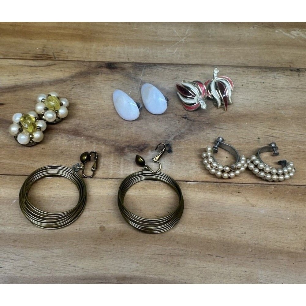 Vintage Clip On & Screw Back Earrings Lot Of 5 Pairs
